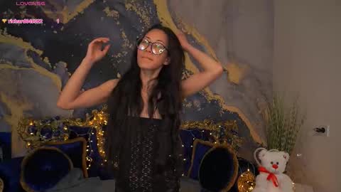 yennstar online show from March 6, 8:41 pm