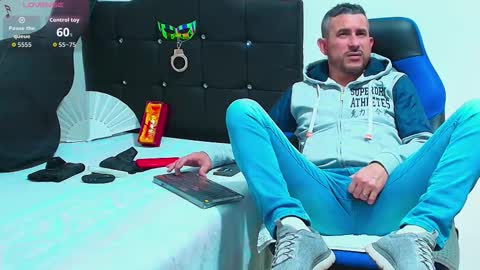 Yeol online show from November 10, 6:54 pm