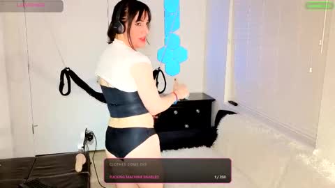 Ashley online show from March 18, 1:39 pm