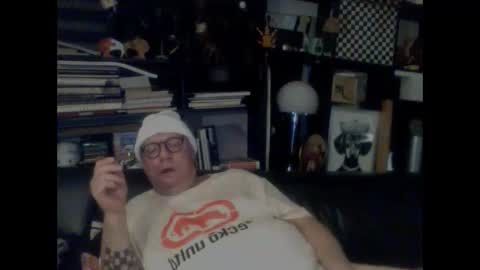 yessex247 online show from October 18, 5:22 am