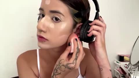 Julia 3 online show from July 7, 12:20 pm