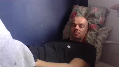 yewloo online show from November 5, 8:16 am