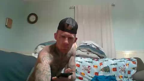 yfwb69xxx online show from December 18, 7:03 am