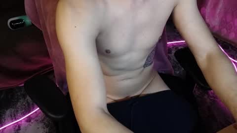 Darius online show from October 18, 5:28 pm