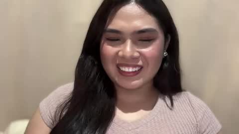 yllana love online show from December 20, 10:00 pm