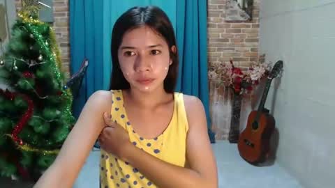 ymee_shane18 online show from December 28, 7:55 am