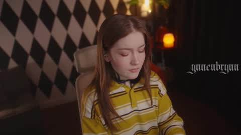 ynnenbrynn online show from November 3, 7:53 am