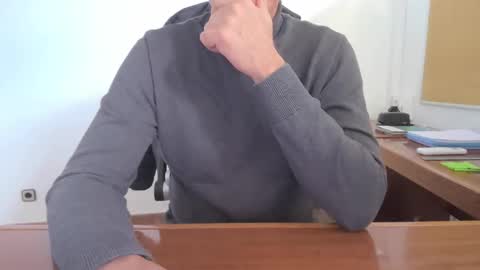 Yo47 online show from December 18, 2:23 pm