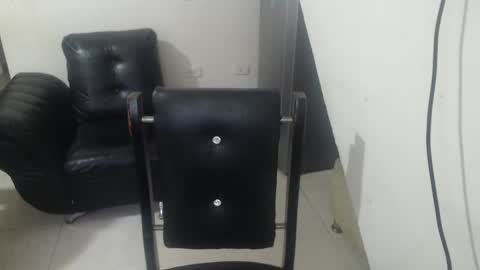 yohis online show from February 19, 12:00 pm