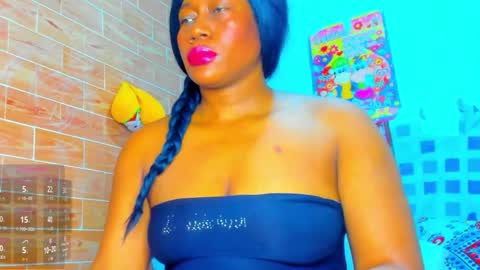 yonnsol_avril online show from March 1, 8:46 pm