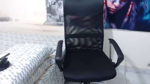 yordanocleys online show from October 8, 5:35 am