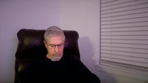 Colorado Guy Straight online show from December 5, 12:14 pm