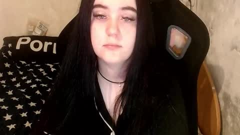 your_8a8y online show from February 16, 3:37 am