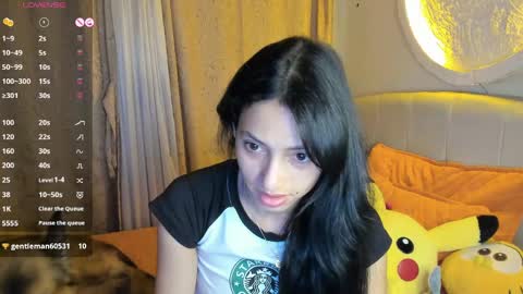 mia3 online show from April 19, 4:35 am