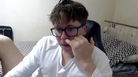 Max online show from July 30, 3:29 am