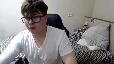 Max online show from July 28, 2:35 pm