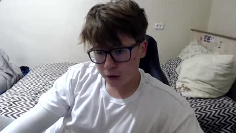 Max online show from August 7, 11:08 am