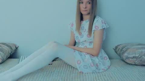 Lily online show from September 14, 8:05 am