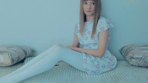 Lily online show from September 15, 11:22 am