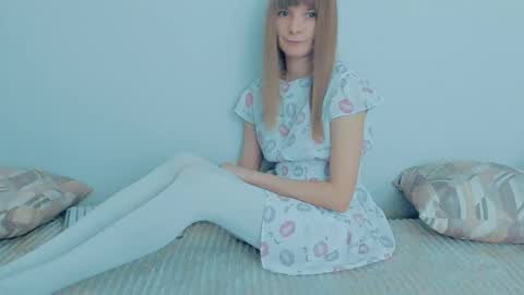 Lily online show from October 10, 8:31 am