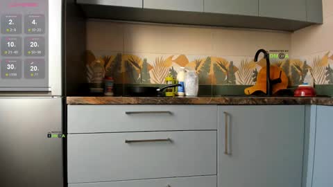 Alice online show from February 22, 7:56 am