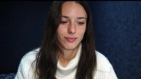 Meri  online show from November 2, 9:15 pm