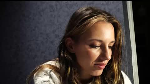 Meri  online show from November 12, 9:39 pm