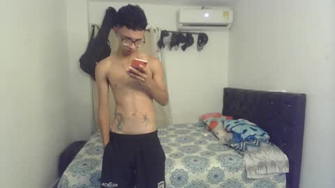 your_master7 online show from April 8, 3:31 am