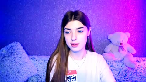 Zarina online show from December 18, 1:26 am