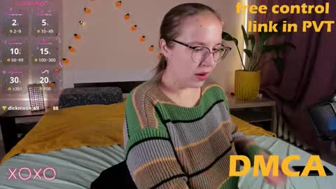 Snapshot of your_pennyy_ chatting on October 15, 7:47 pm Pennyy online show from October 15, 7:47 pm