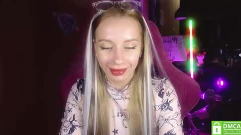 Snapshot of your_psychologist chatting on February 10, 2:41 am Alice  online show from February 10, 2:41 am