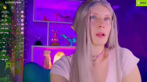 your_spring online show from November 25, 1:26 am