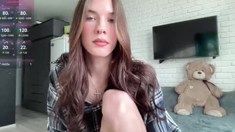 Mia  online show from February 3, 12:20 pm