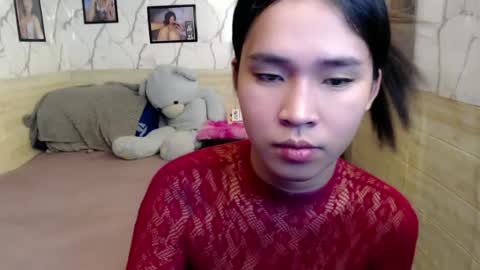 your_twinkletoes18 online show from June 18, 4:07 am