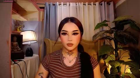 kim online show from November 20, 10:47 am