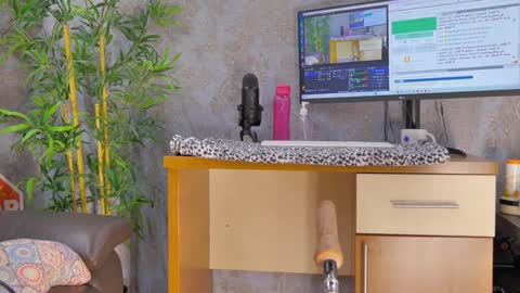 Anna online show from January 27, 7:03 am