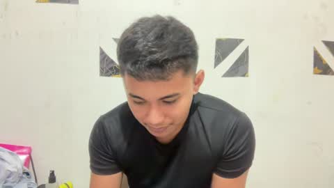 yourcummer_mykhel online show from July 26, 5:43 pm