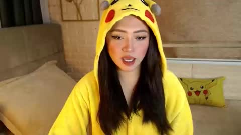 JEN  online show from January 19, 10:03 am