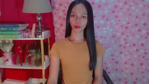 RICCIE MAE online show from November 19, 3:28 am