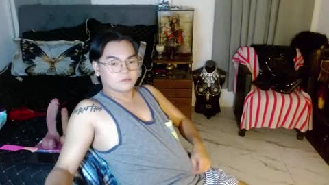 Fem boi Nards online show from July 5, 7:48 am