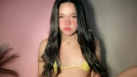 yourfuckingslut69 online show from June 25, 7:46 am