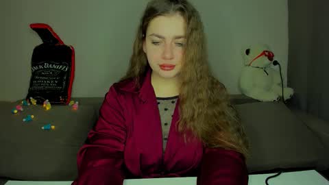 yourgem__ online show from December 16, 2:41 am