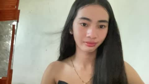 yourgirlsweet_kishia online show from June 18, 6:41 am