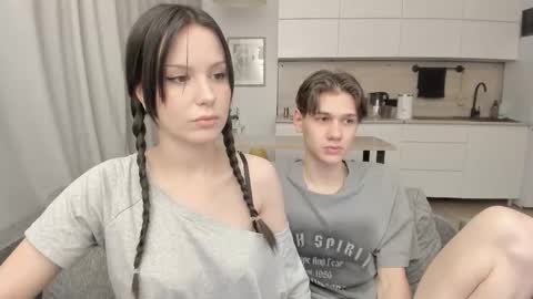 Snapshot of yourher0in chatting on October 21, 11:59 am Aida online show from October 21, 11:59 am