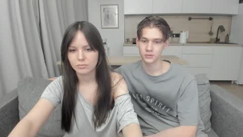 Snapshot of yourher0in chatting on October 19, 11:59 am Aida online show from October 19, 11:59 am