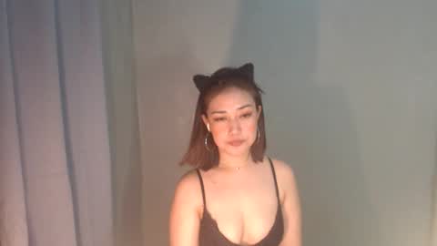 yourhotyash_ online show from May 8, 4:56 pm