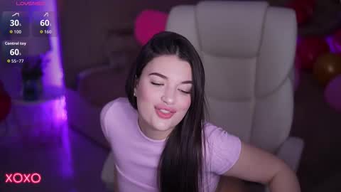 L O L A online show from February 7, 7:33 am