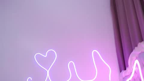 Amina online show from November 17, 2:36 am