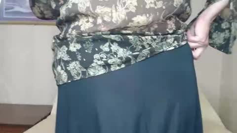 Snapshot of yourmilf4love chatting on October 11, 2:43 pm lANA online show from October 11, 2:43 pm