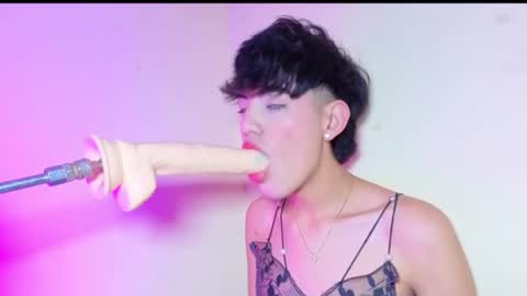 yournaughtyfemboy online show from June 13, 7:30 am